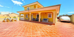 Återförsäljning - Villa - Torrevieja - Los Balcones - Los Altos del Edén