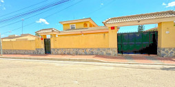 Återförsäljning - Villa - Torrevieja - Los Balcones - Los Altos del Edén