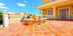 Återförsäljning - Villa - Torrevieja - Los Balcones - Los Altos del Edén