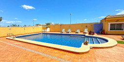 Återförsäljning - Villa - Torrevieja - Los Balcones - Los Altos del Edén