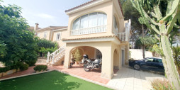 Återförsäljning - Villa - Torrevieja - Los Balcones - Los Altos del Edén