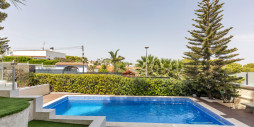 Återförsäljning - Villa - Torrevieja - Los Balcones