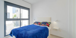 Återförsäljning - Villa - Torrevieja - Punta Prima