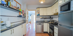 Återförsäljning - Villa - Torrevieja - Punta Prima
