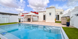 Återförsäljning - Villa - Torrevieja - San Luis