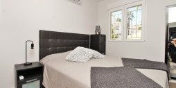 Återförsäljning - Villa - Villamartín - Las Violetas