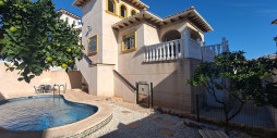 Bruktbolig - Villa - La Zenia - Costa Blanca