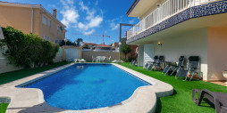 Bruktbolig - Villa - La Zenia