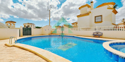 Bruktbolig - Villa - Pinar de Campoverde