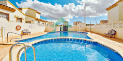Bruktbolig - Villa - Pinar de Campoverde