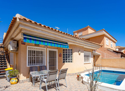 Chalet - Reventa - Torrevieja - Punta Prima
