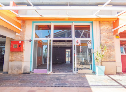 Comercial - Reventa - La Finca Golf - Algorfa