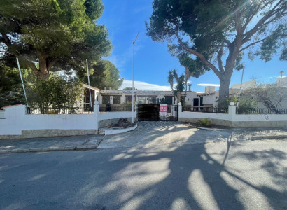 Commercial property - Återförsäljning - Benissa - Benissa Centro