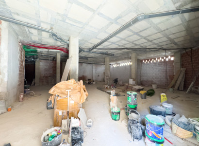 Commercial property - Bruktbolig - Alicante City - Parque de las Naciones