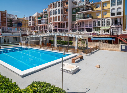 Commercial property - Resale - Torrevieja - La Veleta
