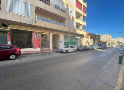Commercial property - Resale - Torrevieja - Torrevieja Centro
