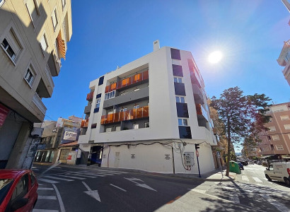 Commercial property - Resale - Torrevieja - Torrevieja Centro