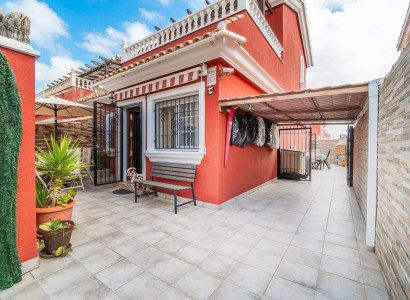 Lägenhet / lägenhet - Återförsäljning - Orihuela Costa - PAU 8
