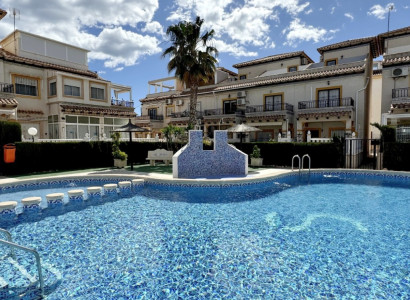 Lägenhet / lägenhet - Återförsäljning - Orihuela Costa - Playa Flamenca