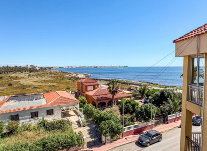 Lägenhet / lägenhet - Återförsäljning - Orihuela Costa - Punta Prima