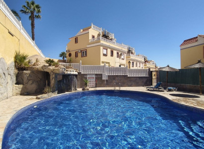 Lägenhet / lägenhet - Återförsäljning - Orihuela Costa - Villamartín-Las Filipinas