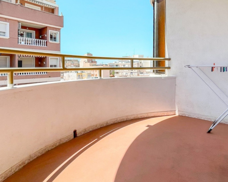 Lägenhet / lägenhet · Återförsäljning · Torrevieja · El Acequión - Los Náufragos