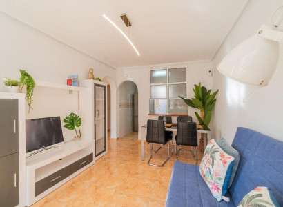 Lägenhet / lägenhet - Återförsäljning - Torrevieja - El limonar