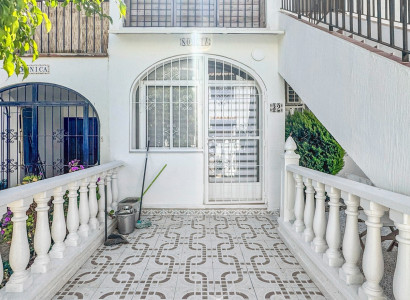 Lägenhet / lägenhet - Återförsäljning - Torrevieja - Los Balcones - Los Altos del Edén