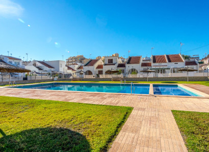 Lägenhet / lägenhet - Återförsäljning - Torrevieja - Playa de los Locos