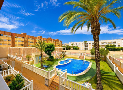 Lägenhet / lägenhet - Återförsäljning - Torrevieja - Playa del Cura