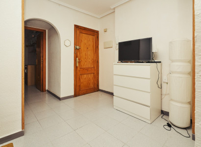 Lägenhet / lägenhet - Återförsäljning - Torrevieja - Torrevieja Centro