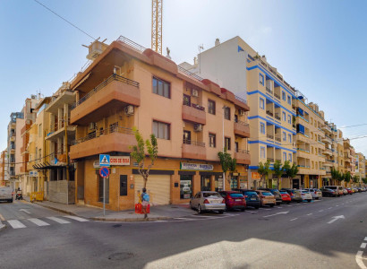 Lägenhet / lägenhet - Återförsäljning - Torrevieja - Torrevieja Centro