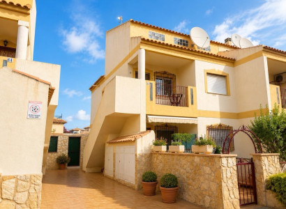 Leilighet / leilighet - Bruktbolig - Orihuela Costa - La Zenia