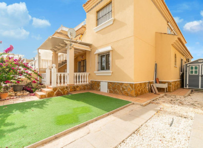 Leilighet / leilighet - Bruktbolig - Orihuela Costa - Los Dolses