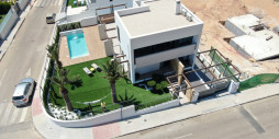 Nueva construcción  - Chalet - Orihuela Costa - Dehesa de Campoamor