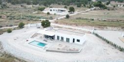 Nueva construcción  - Chalet - Pinoso - Casas Pastor