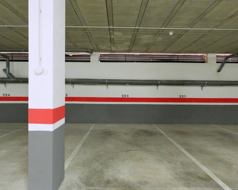 Parking · Bruktbolig · Torrevieja · Centro
