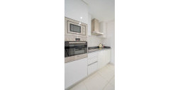 Resale - Apartament - Torrevieja - Punta Prima