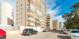 Resale - Apartment / flat - Guardamar del Segura - Puerto Deportivo