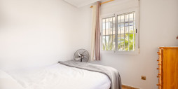 Resale - Apartment / flat - La Mata