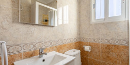 Resale - Apartment / flat - La Mata