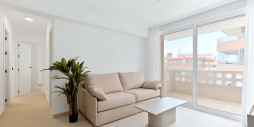 Resale - Apartment / flat - La Mata