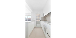 Resale - Apartment / flat - La Mata