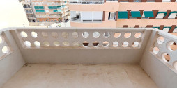 Resale - Apartment / flat - La Mata