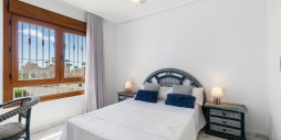 Resale - Apartment / flat - Orihuela Costa - Villamartín