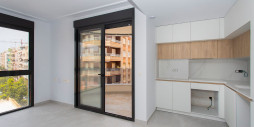 Resale - Apartment / flat - Torrevieja - Beach