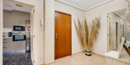 Resale - Apartment / flat - Torrevieja - Centro - Muelle Pesquero