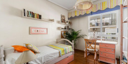 Resale - Apartment / flat - Torrevieja - Centro - Muelle Pesquero