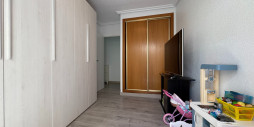 Resale - Apartment / flat - Torrevieja - Centro