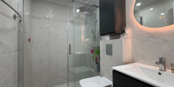 Resale - Apartment / flat - Torrevieja - Centro